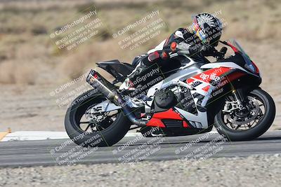 media/Sep-20-2025-Race Pace (Sat) [[d4e1b33f4d]]/Verified/Turn 14 (930am)/